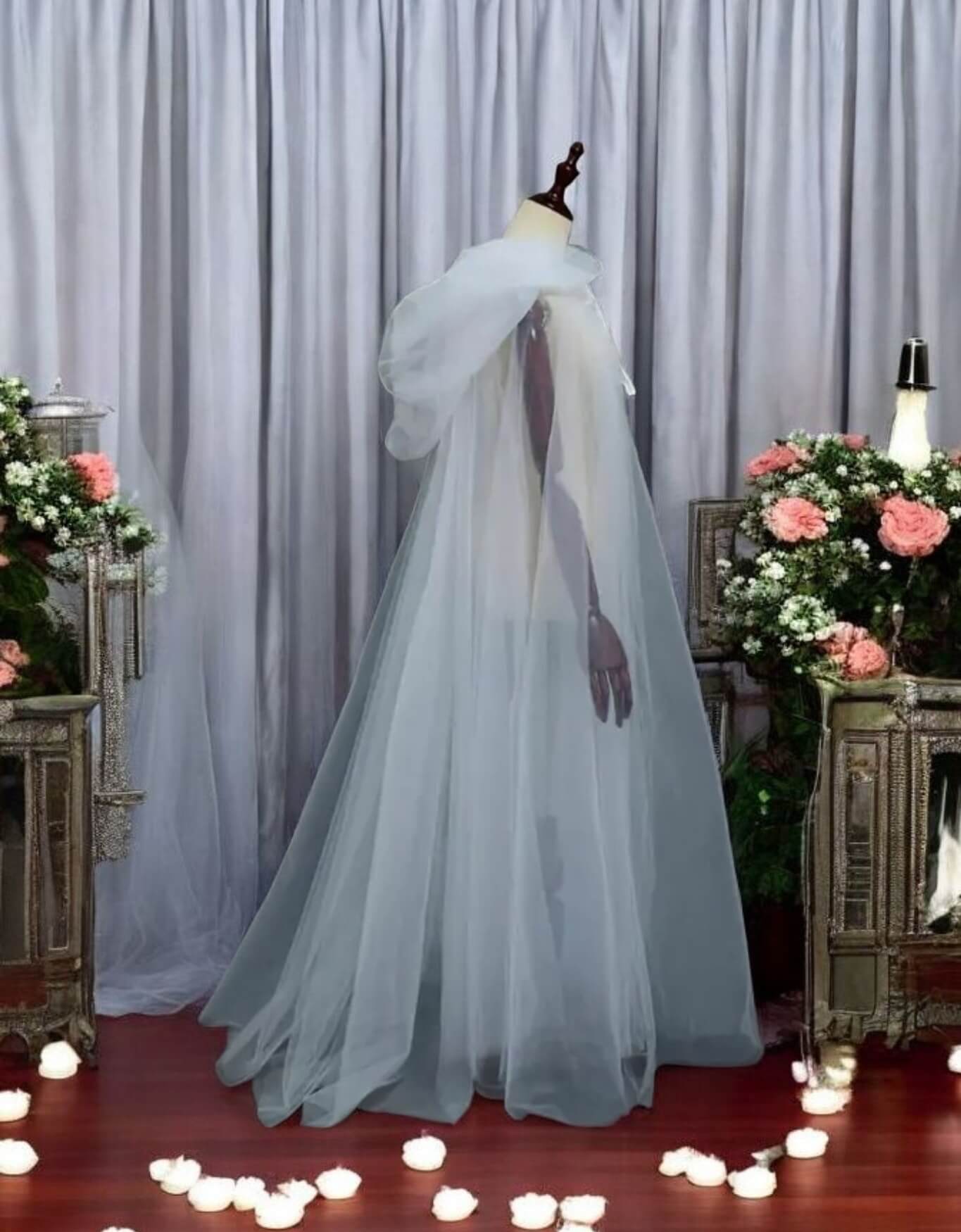 Menyasszonyi pelerin