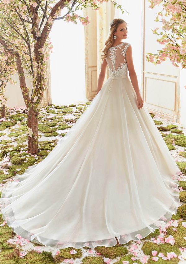 tört fehér menyasszonyi ruha tört fehér menyasszonyi ruha