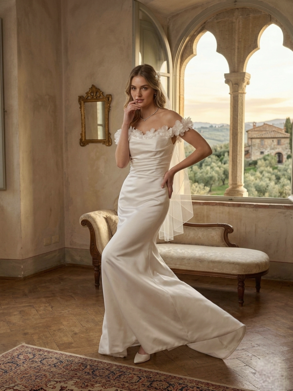 Menyasszonyi Ruha Lecsatolható Uszállyal Menyasszonyi Ruha Lecsatolható Uszállyal