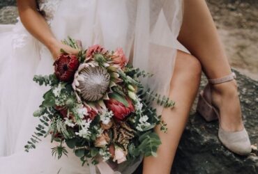 Mit kell tudni a rövid menyasszonyi ruháról?