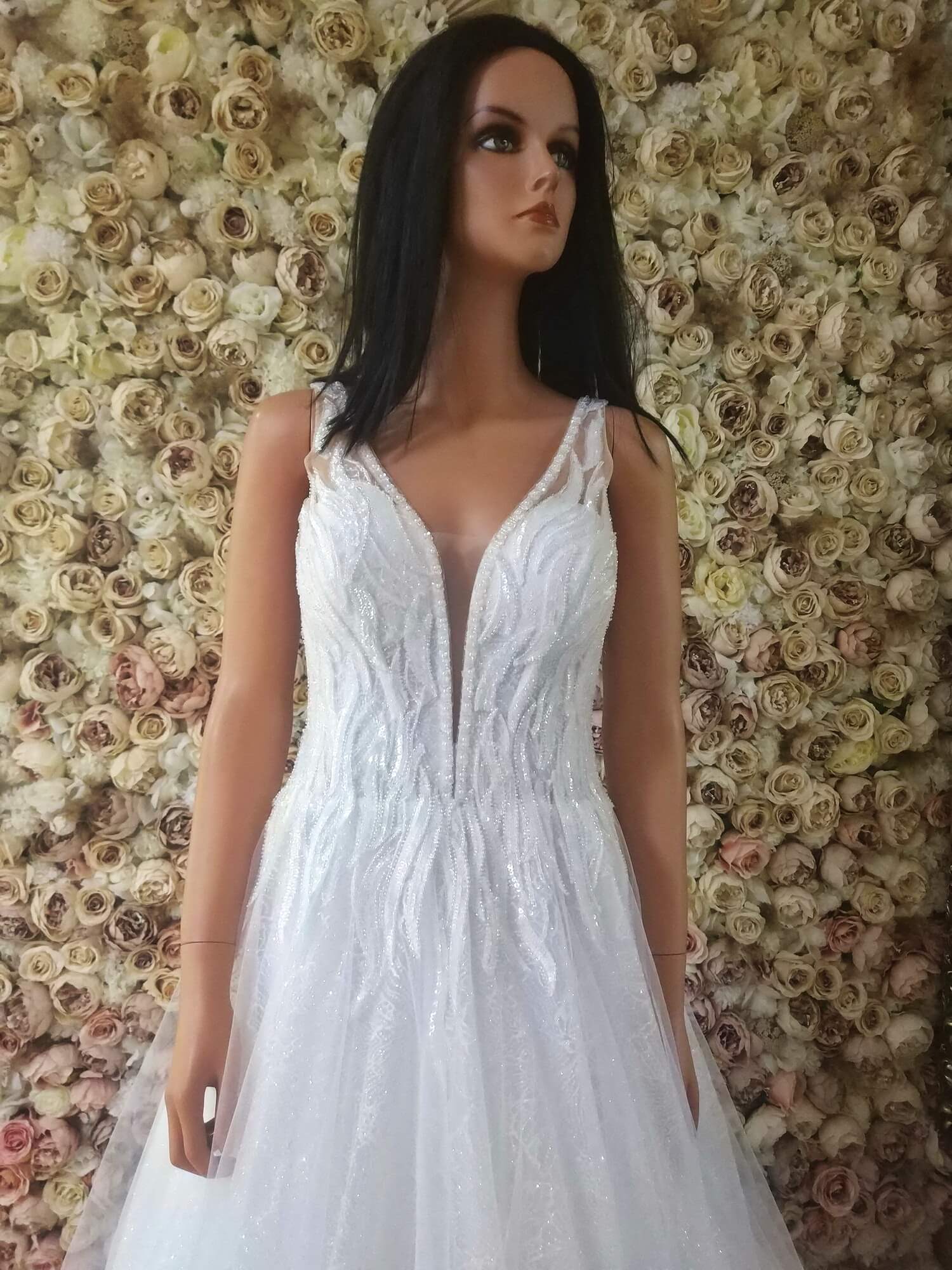 Csillámló-mintás-menyasszonyi-ruha-1