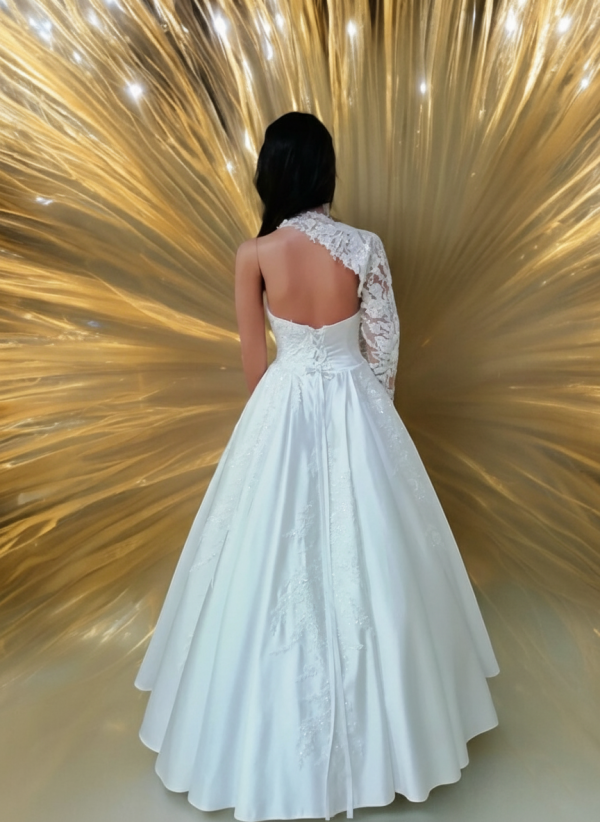 2 részes csipke nyakú félvállas szatén menyasszonyi ruha