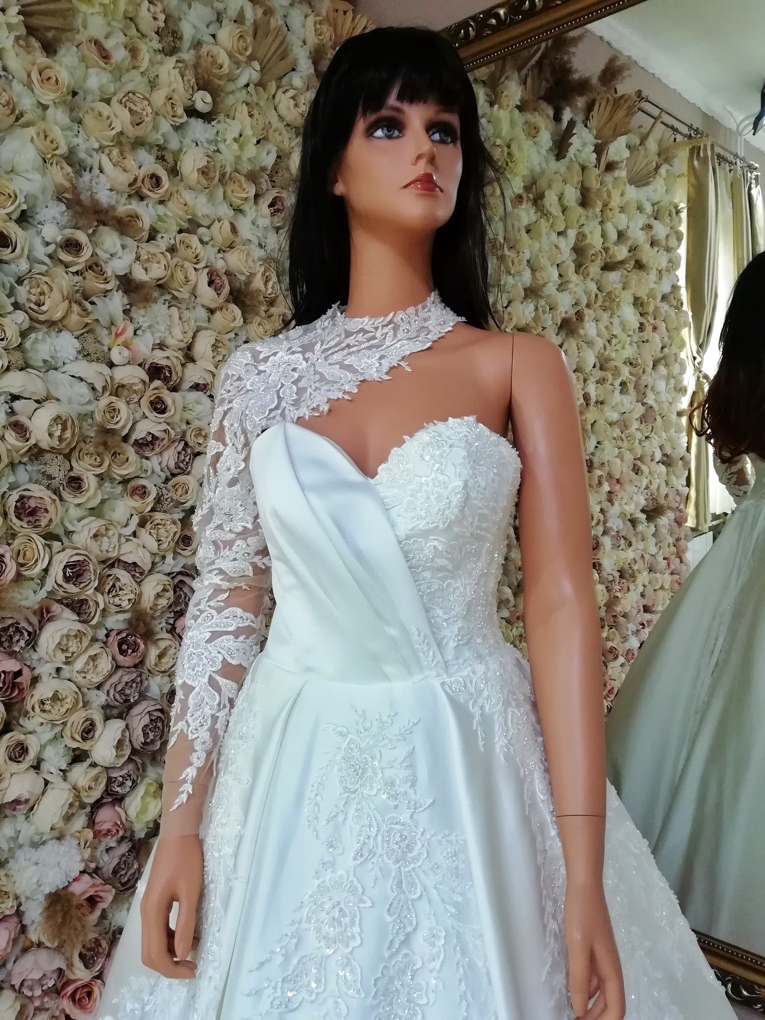 févállas szatén menyasszonyi ruha-2
