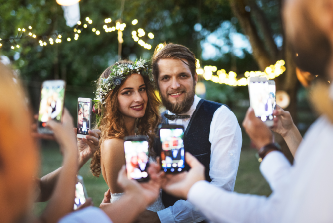 Esküvő a közösségi média nélkül