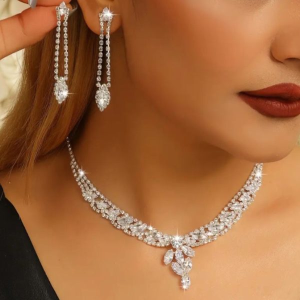 Menyasszonyi ékszer