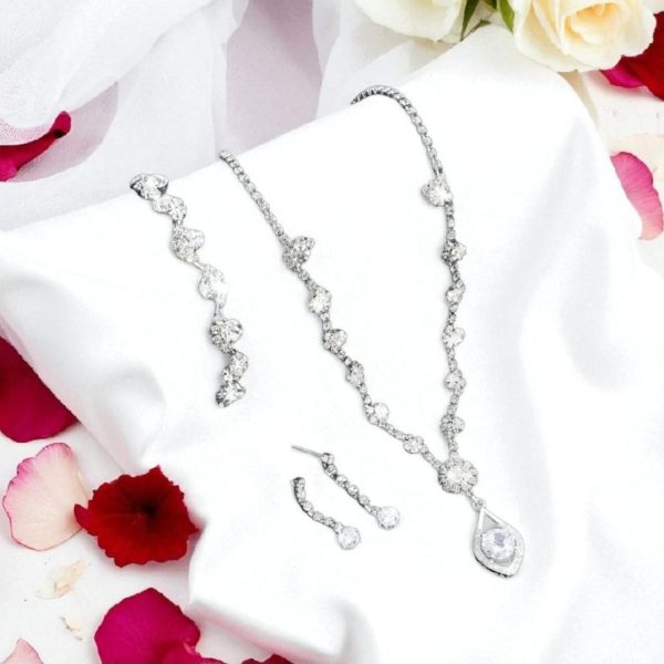 Menyasszonyi ékszer