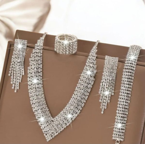 Menyasszonyi ékszer