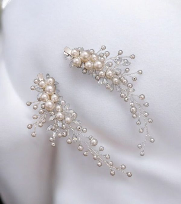 Csatos menyasszonyi fejdísz