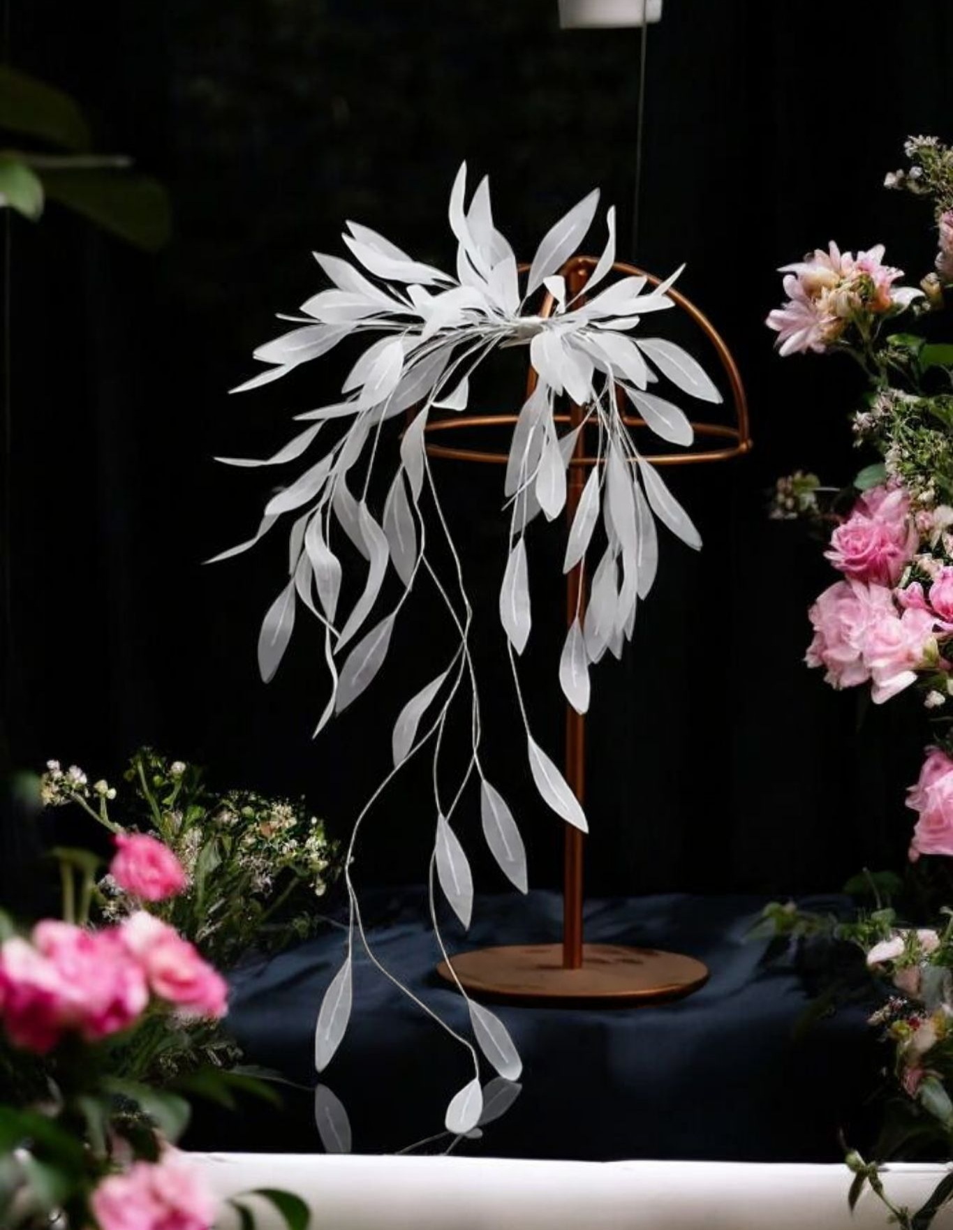 Tollas menyasszonyi fejdísz