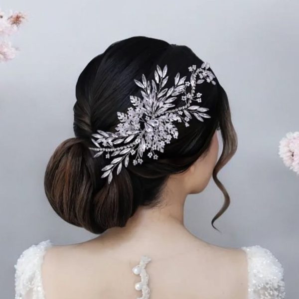 Menyasszonyi fejdísz