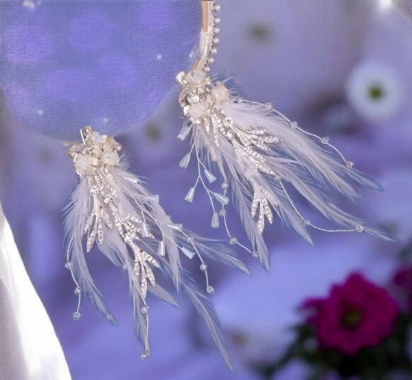 Tollas menyasszonyi fejdísz