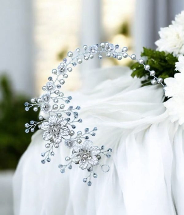 Virágos menyasszonyi fejdísz