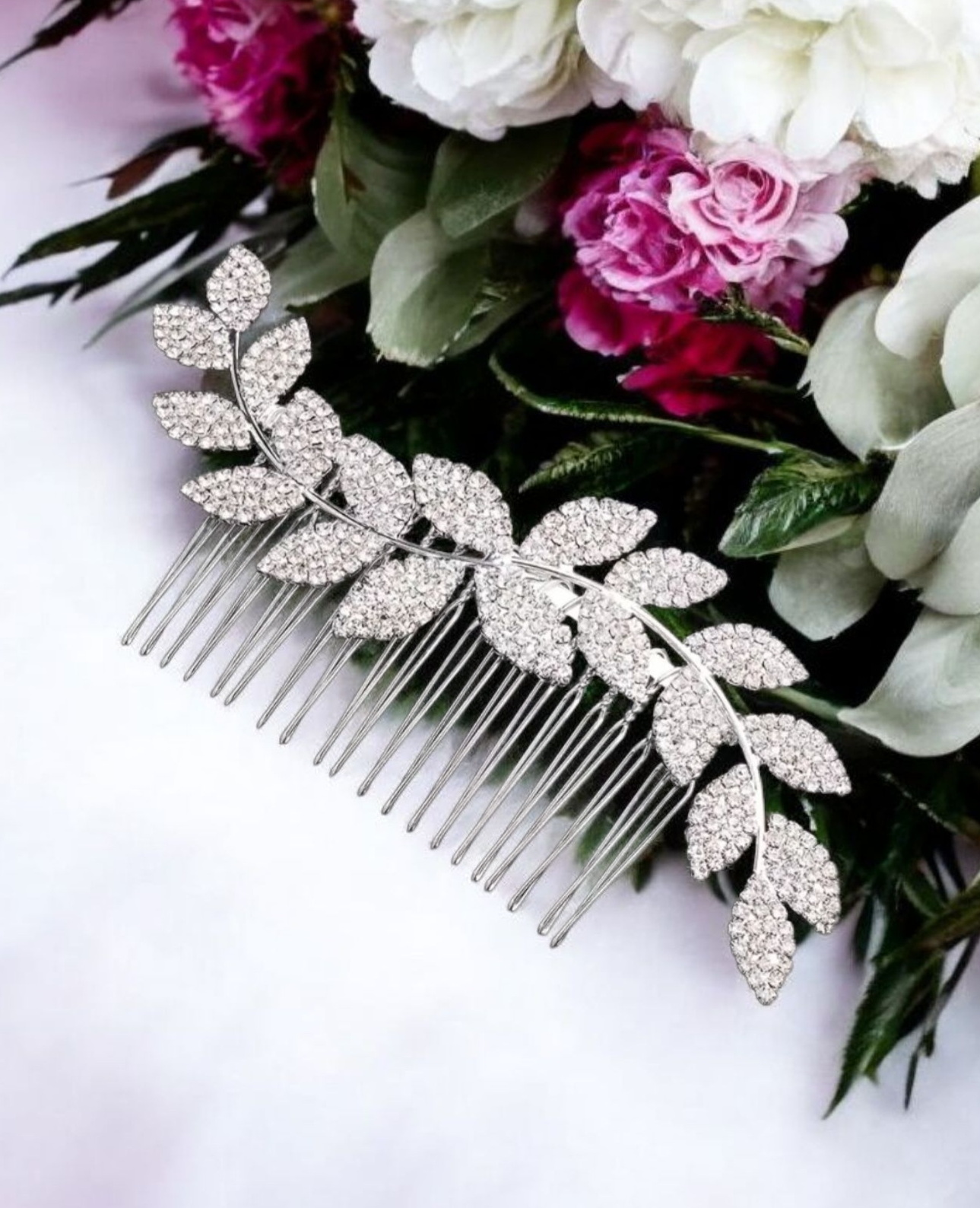 Leveles menyasszonyi fejdísz