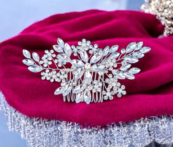 menyasszonyi fejdísz