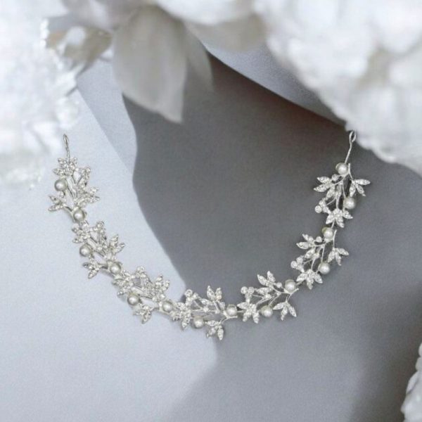 menyasszonyi fejdísz