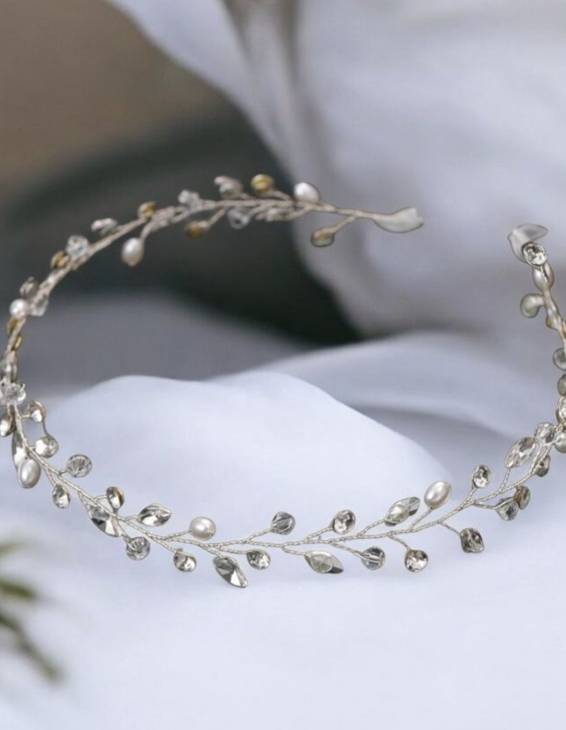 menyasszonyi fejdísz