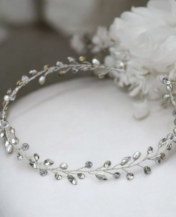 menyasszonyi fejdísz