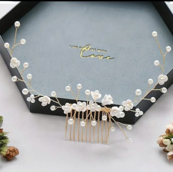 Menyasszonyi fejdísz