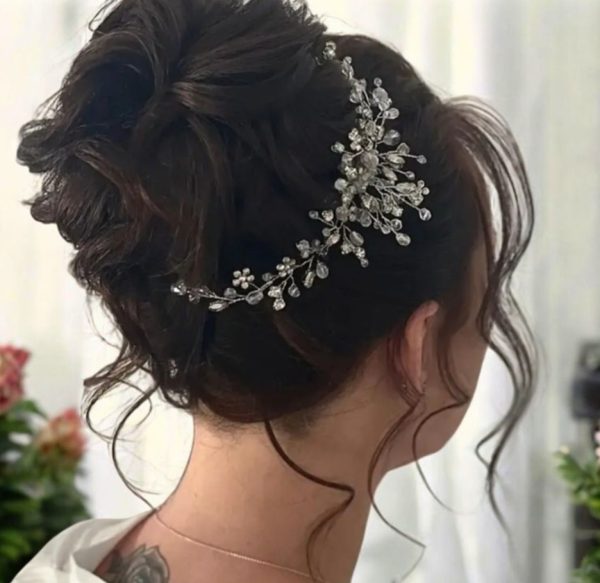 Menyasszonyi fejdísz