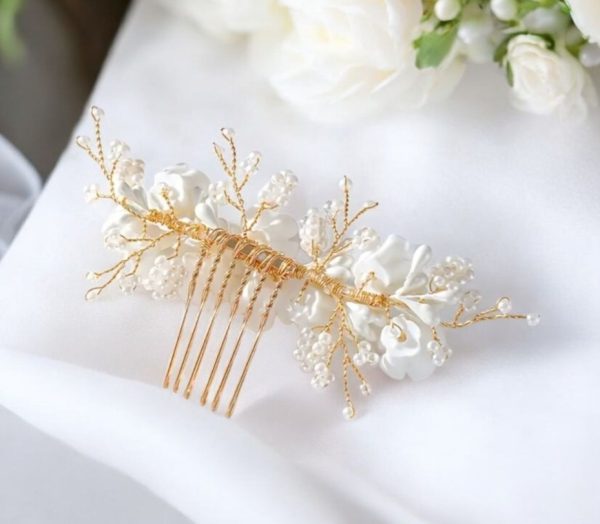 menyasszonyi fejdísz