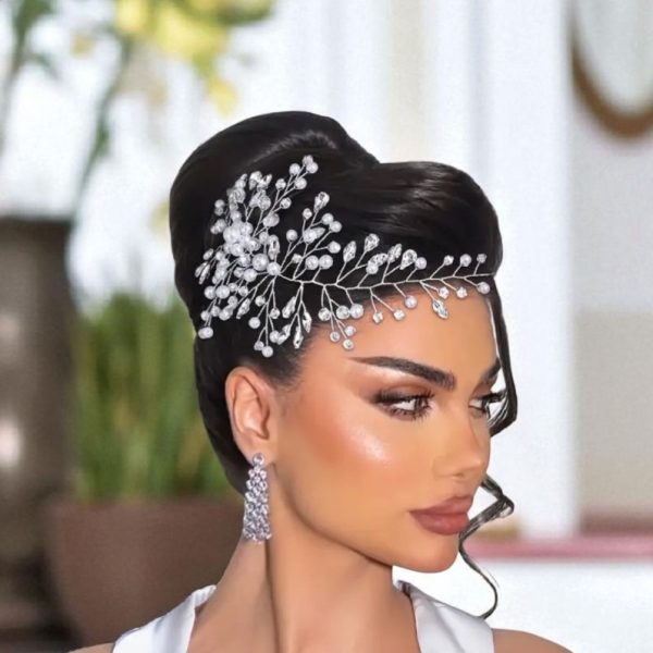 menyasszonyi fejdísz