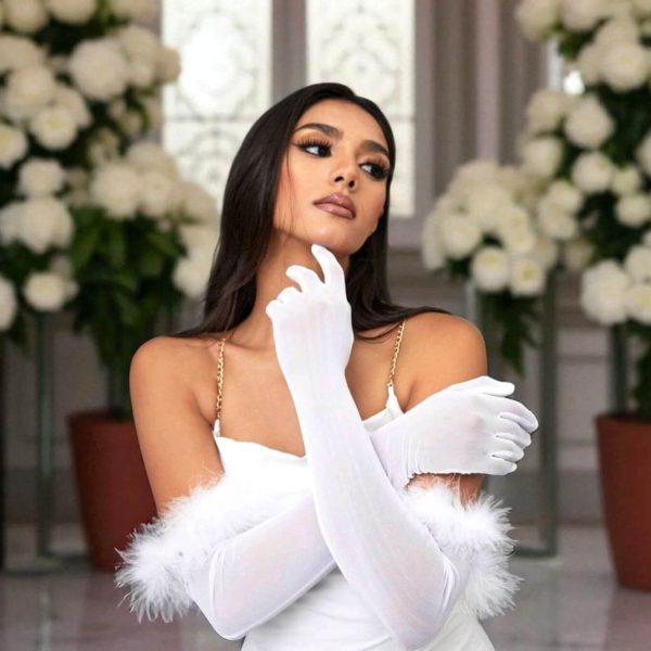 Tollas menyasszonyi kesztyű