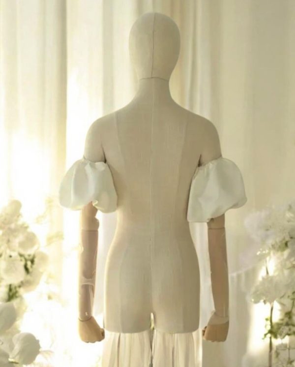 Hosszú menyasszonyi kesztyű ujj