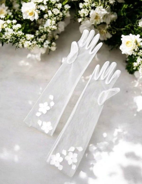 Virágos menyasszonyi kesztyű