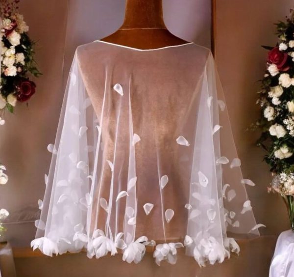 Menyasszonyi pelerin 19e