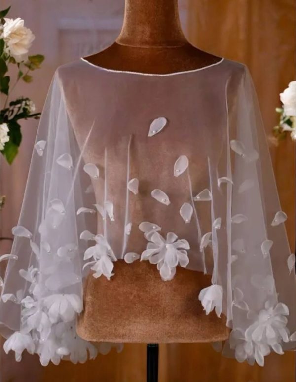 csipkés menyasszonyi pelerin